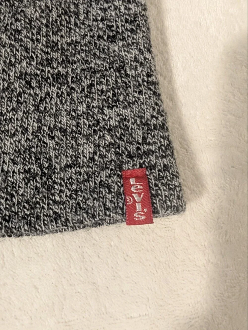 Levi’s Gray Marled Knit Beanie